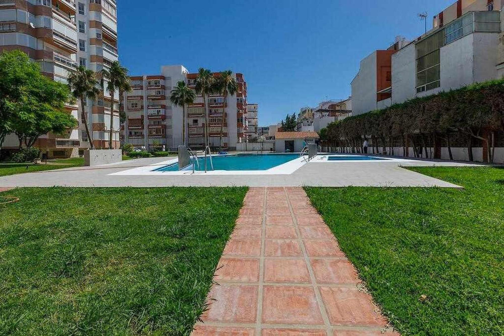 A&N Estudio Plaza, Junto A La Playa, En El Centro Торре-дель-Мар Экстерьер фото